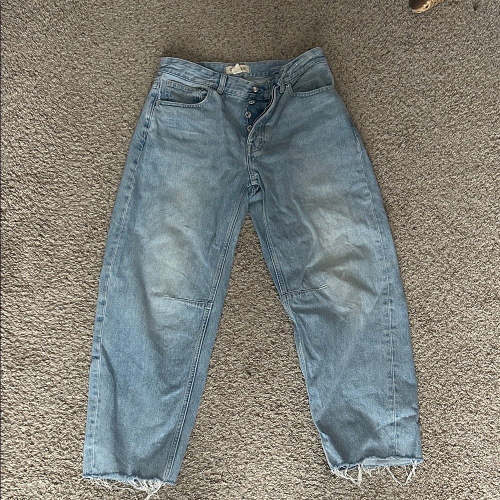 Madewell High-Rise Relaxed Jeans in Light Wash Blue